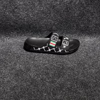 Slippers Black Geometric Print