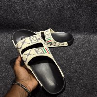 Slippers White Geometric Print